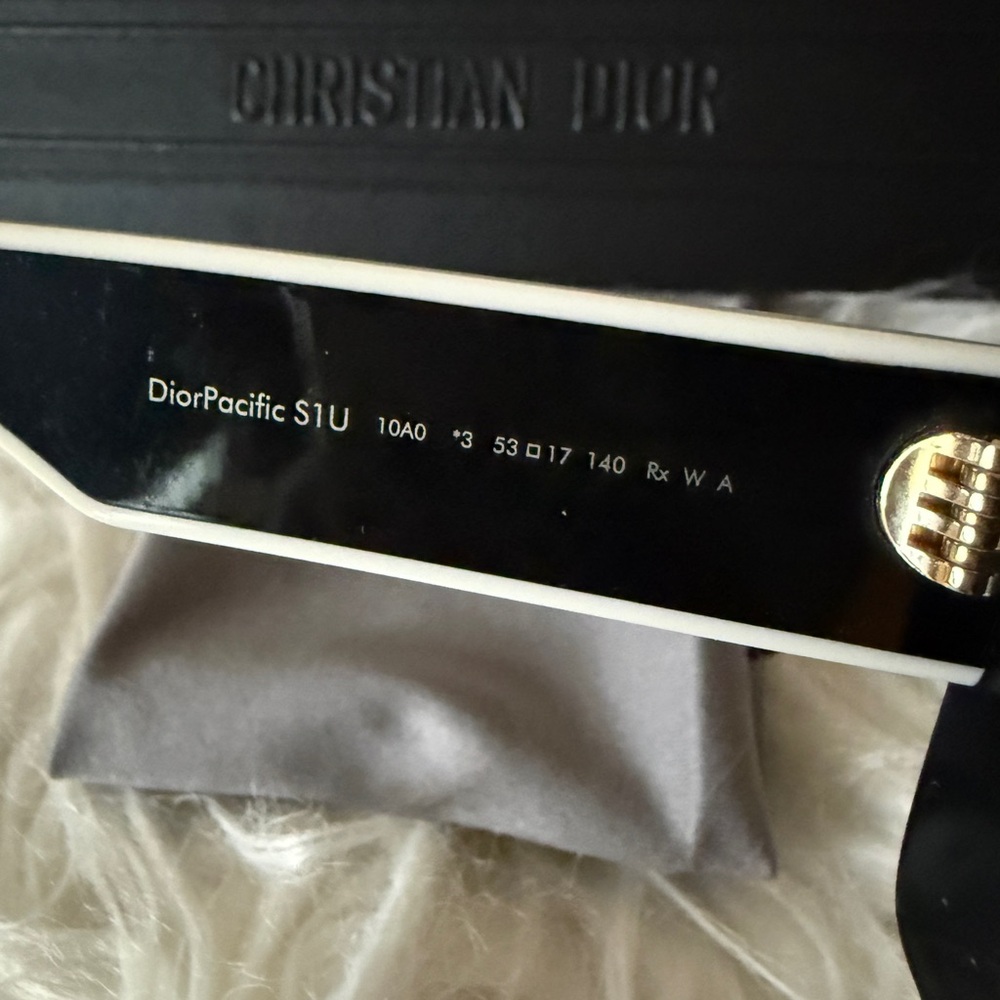 Diorpacific Black Rectangular Sunglasses - image 7